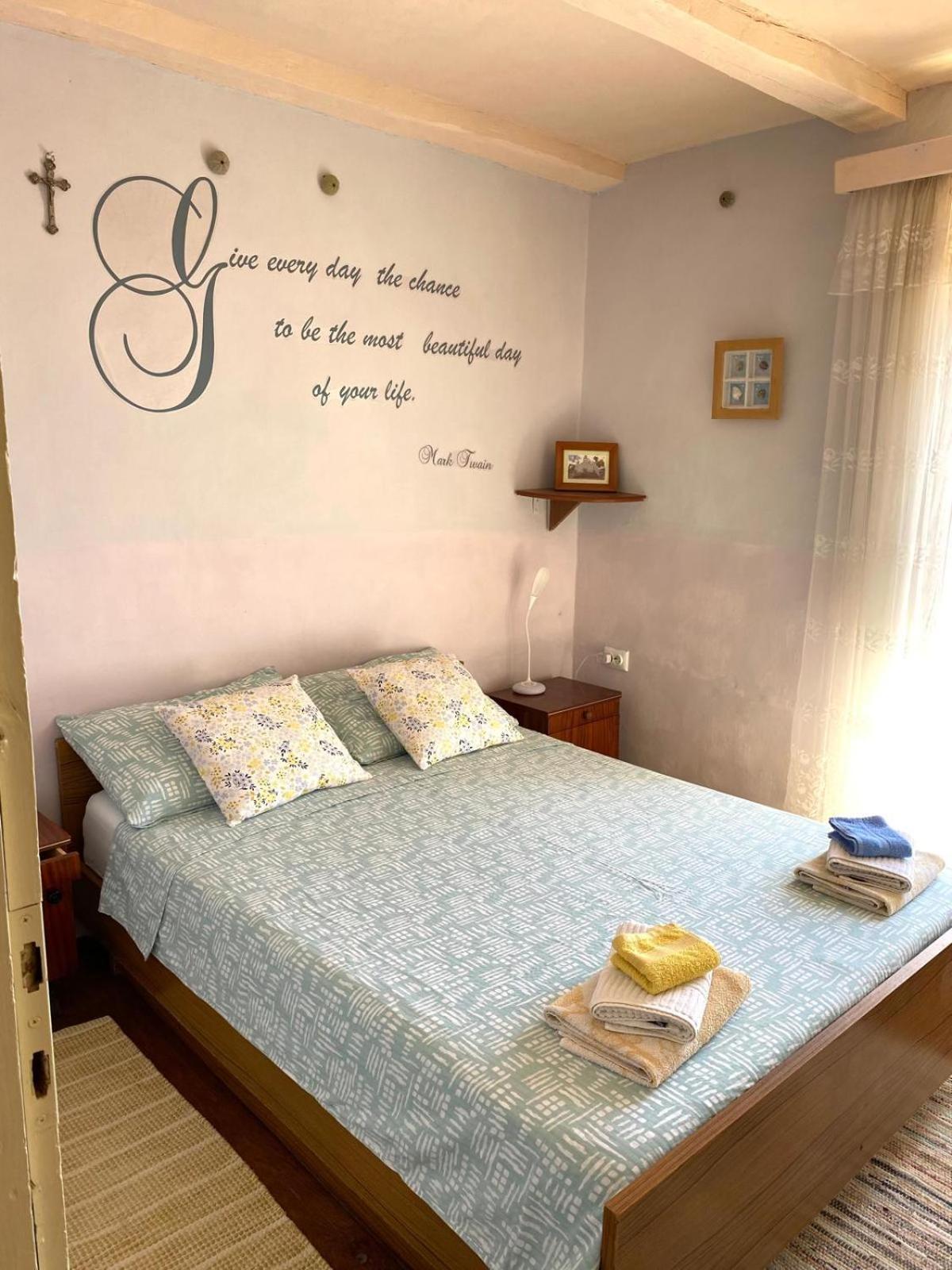 Apartment Cacini Dvori Lastovo エクステリア 写真