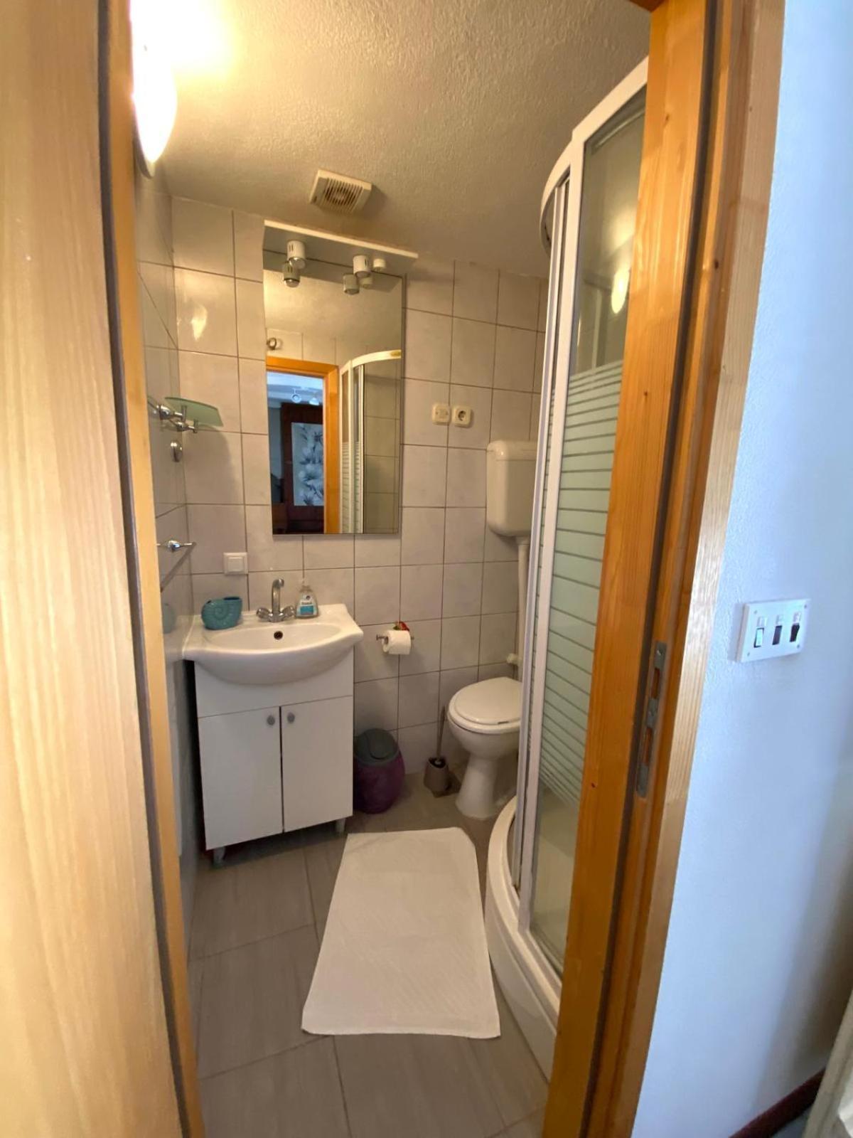 Apartment Cacini Dvori Lastovo エクステリア 写真